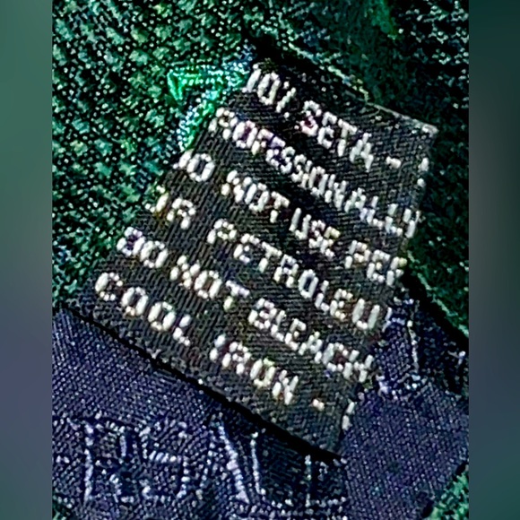 VERSACE V2 CLASSICS SILK TIE IN GREEN - Picture 4 of 5